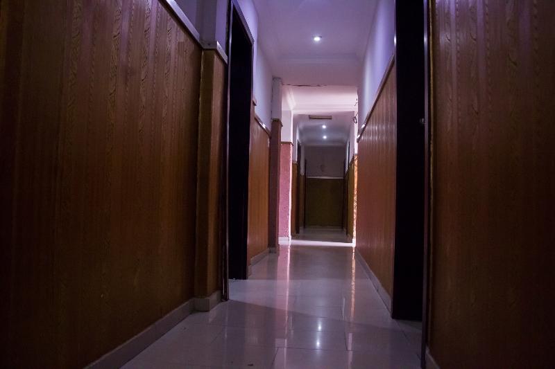 Theodawn Hotels @ Suite 29 إيكجا المظهر الخارجي الصورة